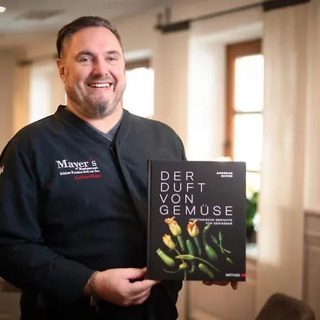 Schloss Prielau & Restaurants 4*