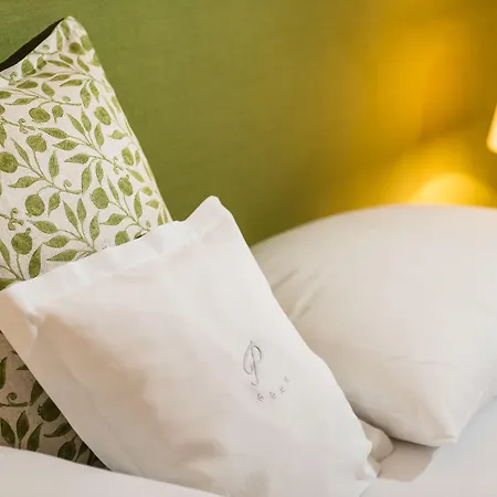 מלון Schloss Prielau & Restaurants 4*