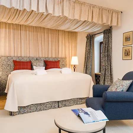 מלון Schloss Prielau & Restaurants צל-אם-זי