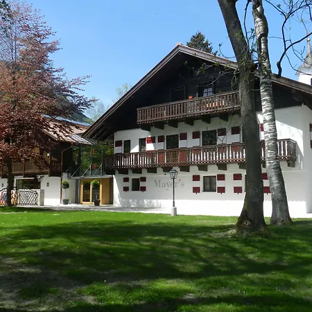 מלון Schloss Prielau & Restaurants 4*