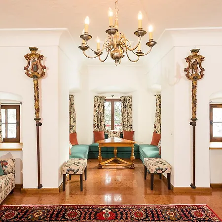 Schloss Prielau & Restaurants מלון