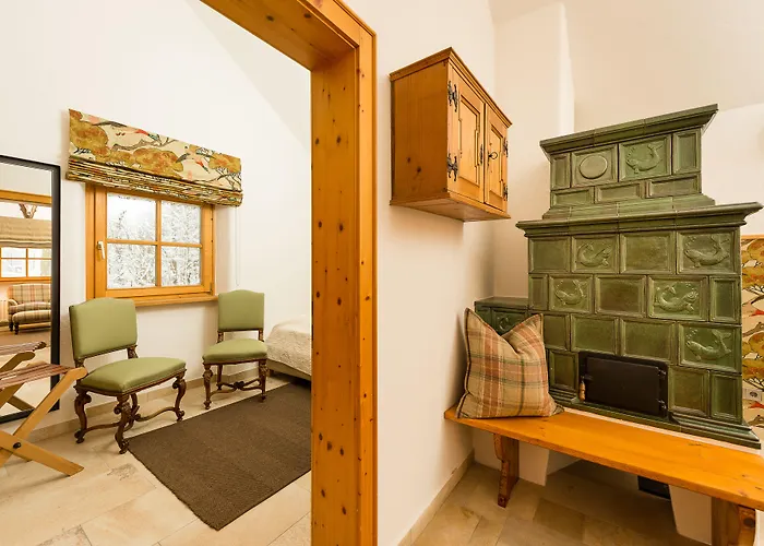 Schloss Prielau & Restaurants Otel