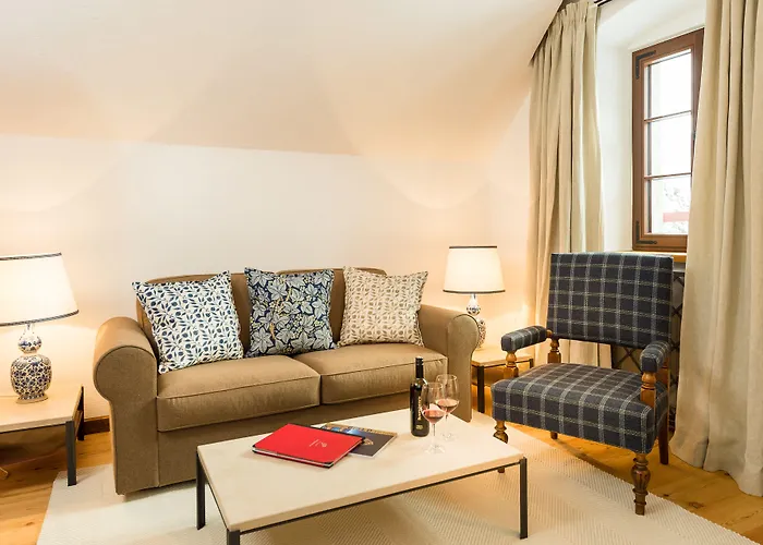 Schloss Prielau & Restaurants Hotel