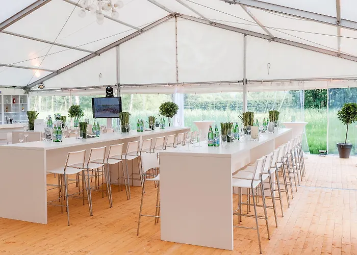 Schloss Prielau & Restaurants 4*