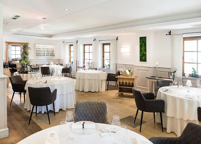 Otel Schloss Prielau & Restaurants 4*