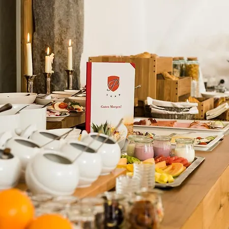 Hotel Schloss Prielau & Restaurants 4*